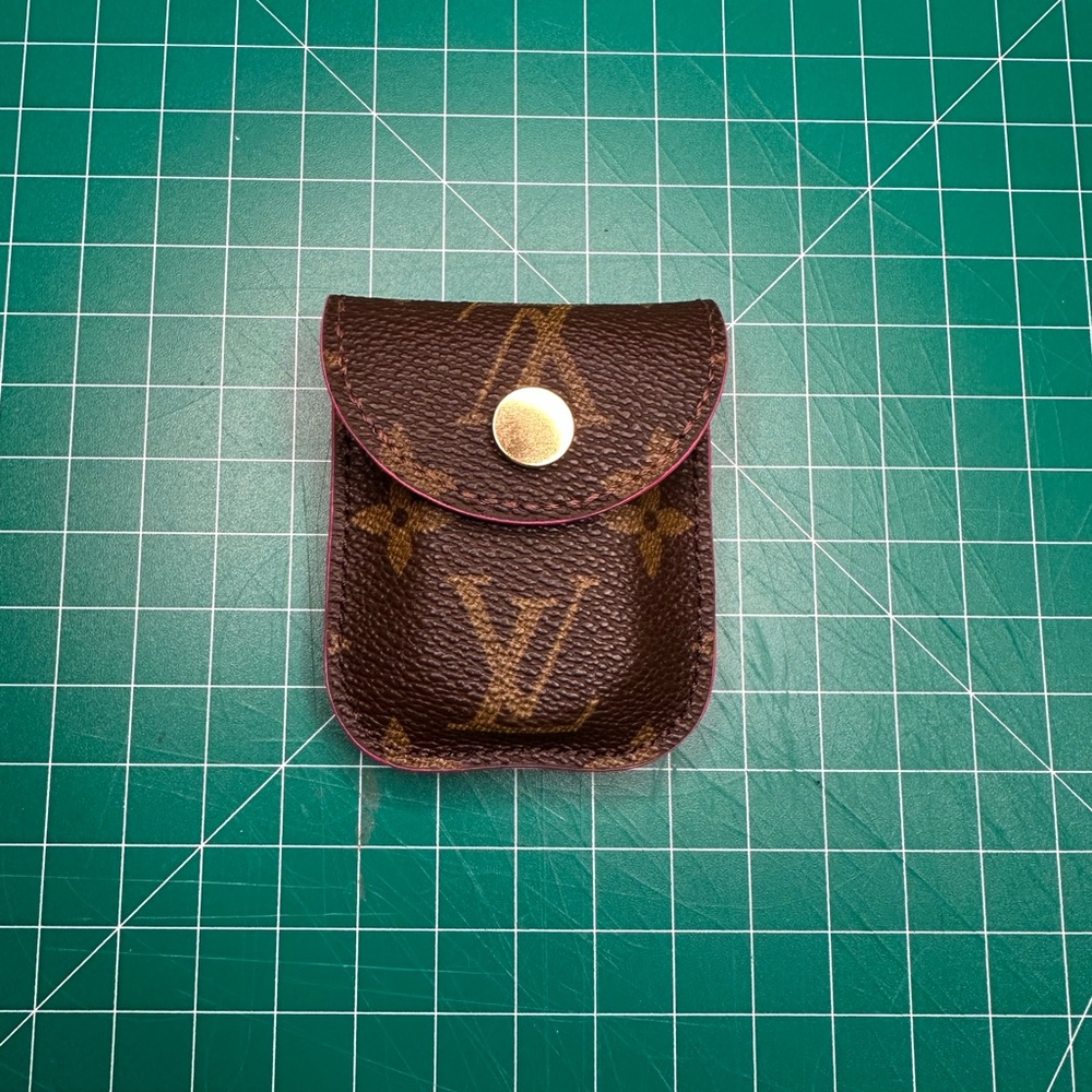 Personal Leather Storage Accessory